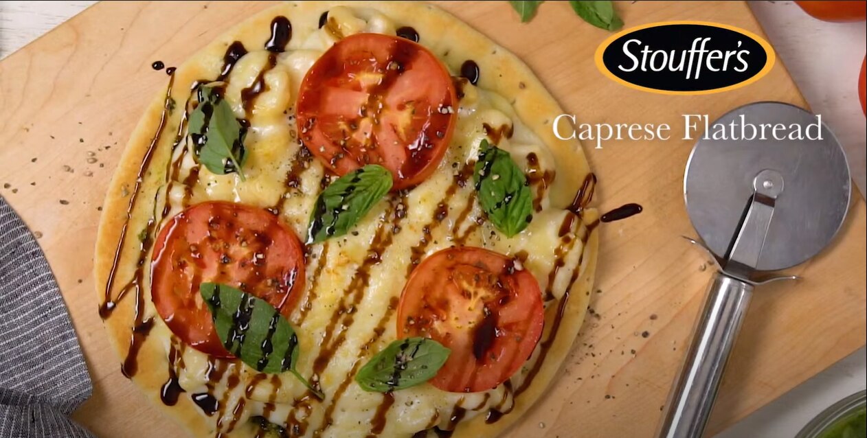 caprese flatbread