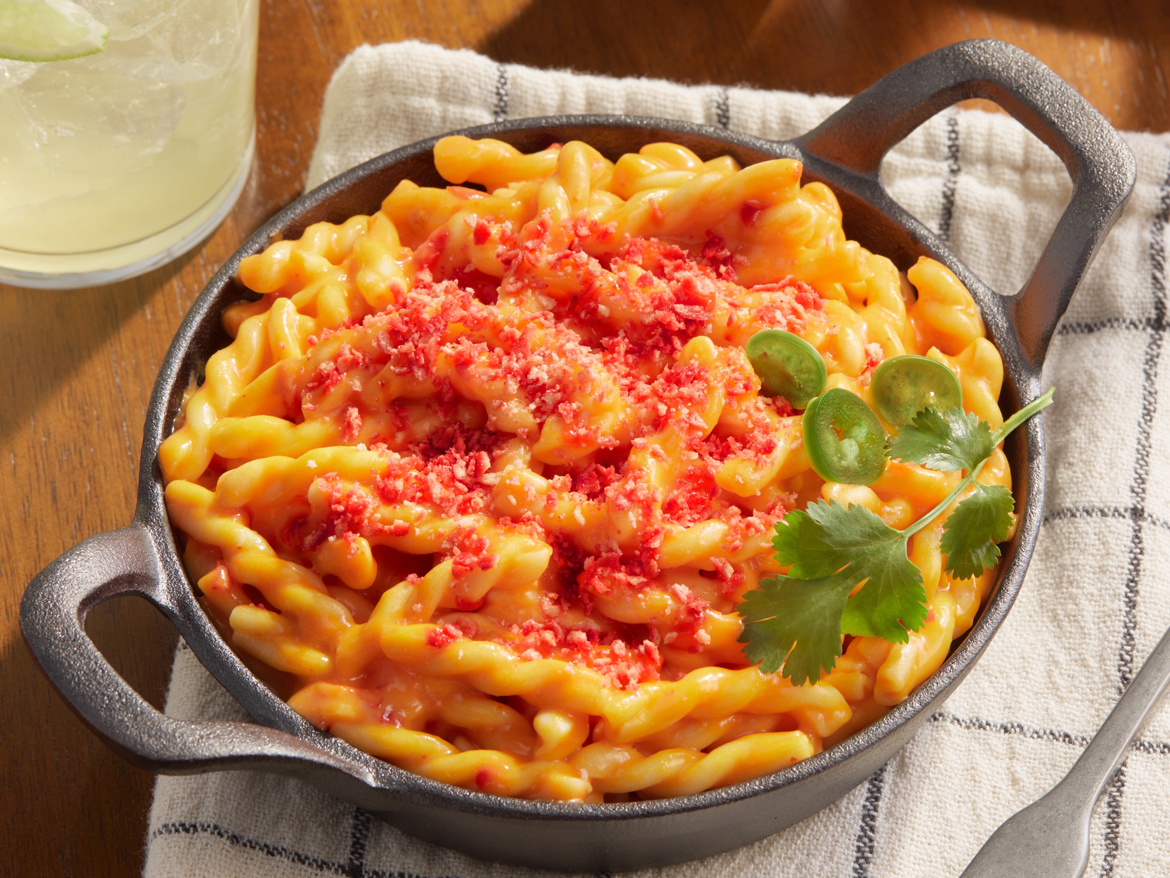Innovative Side: hot macaroni and cheese