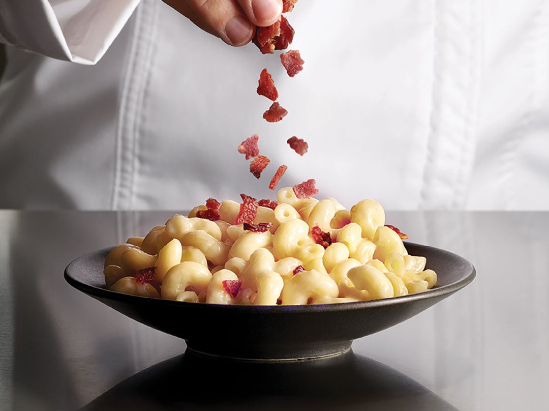 stouffers white cheddar mac and cheese sprinkled with bacon