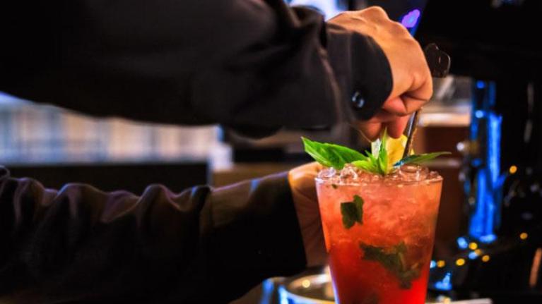 bartender making a mocktail