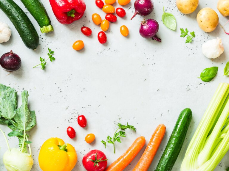 Raw Vegetables Arranged in a Circle with blank space in the middle