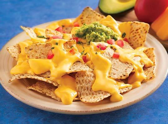 Nachos with Chef-mate ¡Que Bueno! Mild Nacho Cheese Sauce