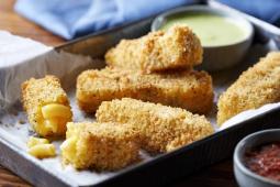 Fried Macaroni and Cheese Sticks