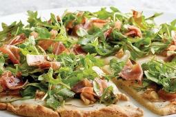 Pear, Prosciutto and Arugula Pizza, Gluten Free*