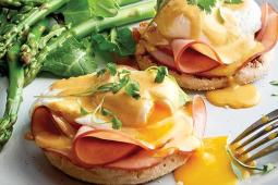 Tikka Masala Eggs Benedict