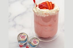 Strawberries ‘n Crème Frappe