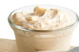 Cinnamon Spiced Schmear